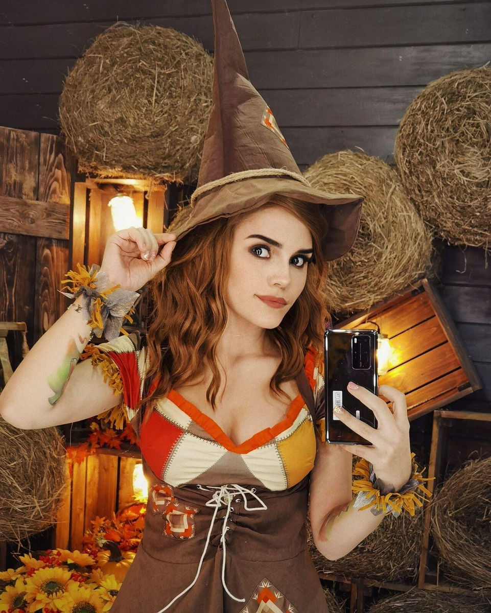 Kalinka Fox Hermione Halloween Cosplayers GoneWild